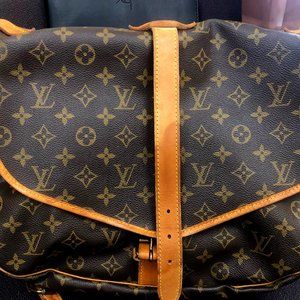 LV MESSENGER DOUBLE BAG